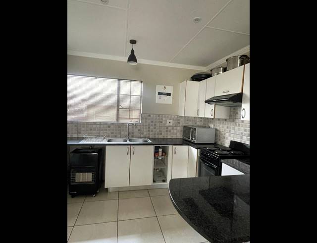 2 BEDROOM APARTMENT FOR SALE IN BOKSBURG